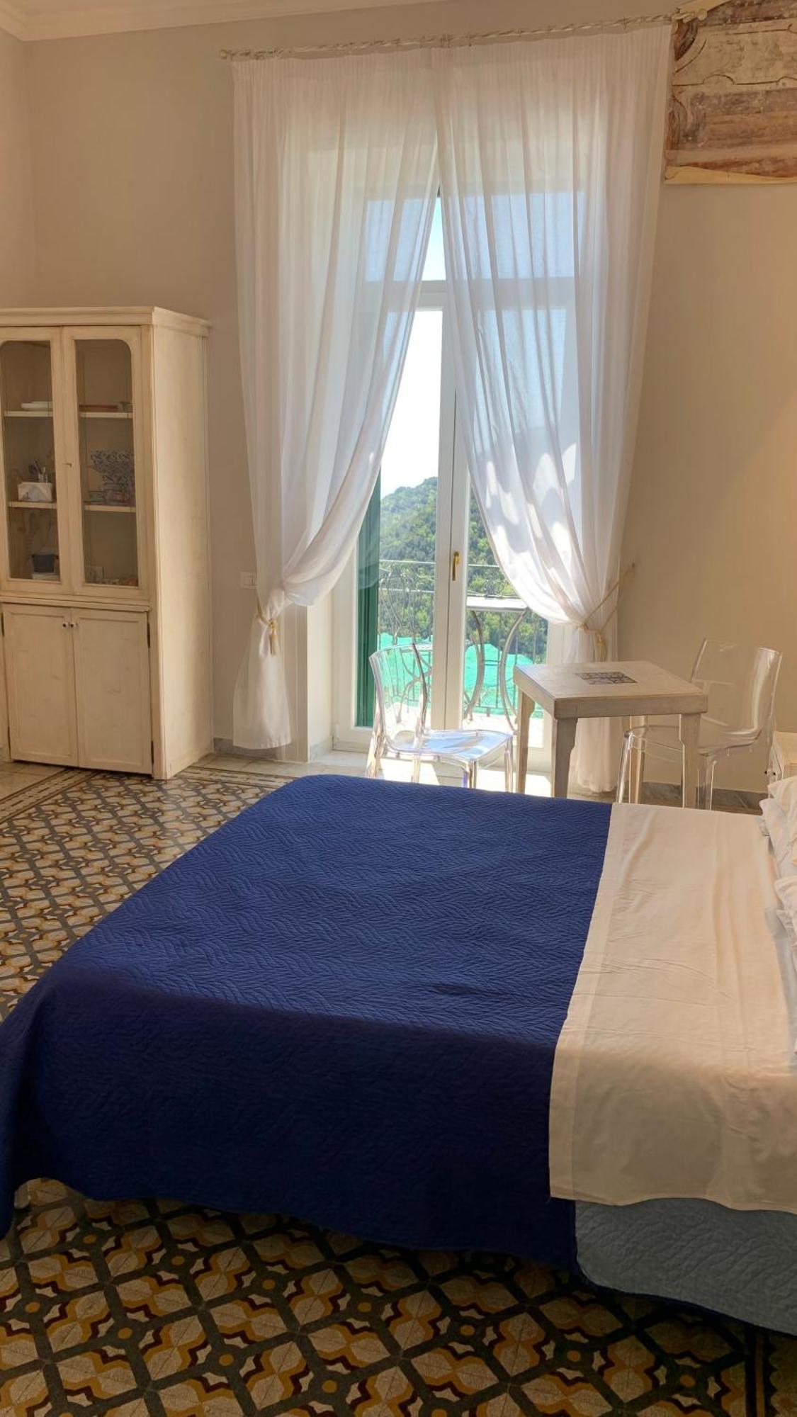 villa verde sul mare Vietri Esterno foto